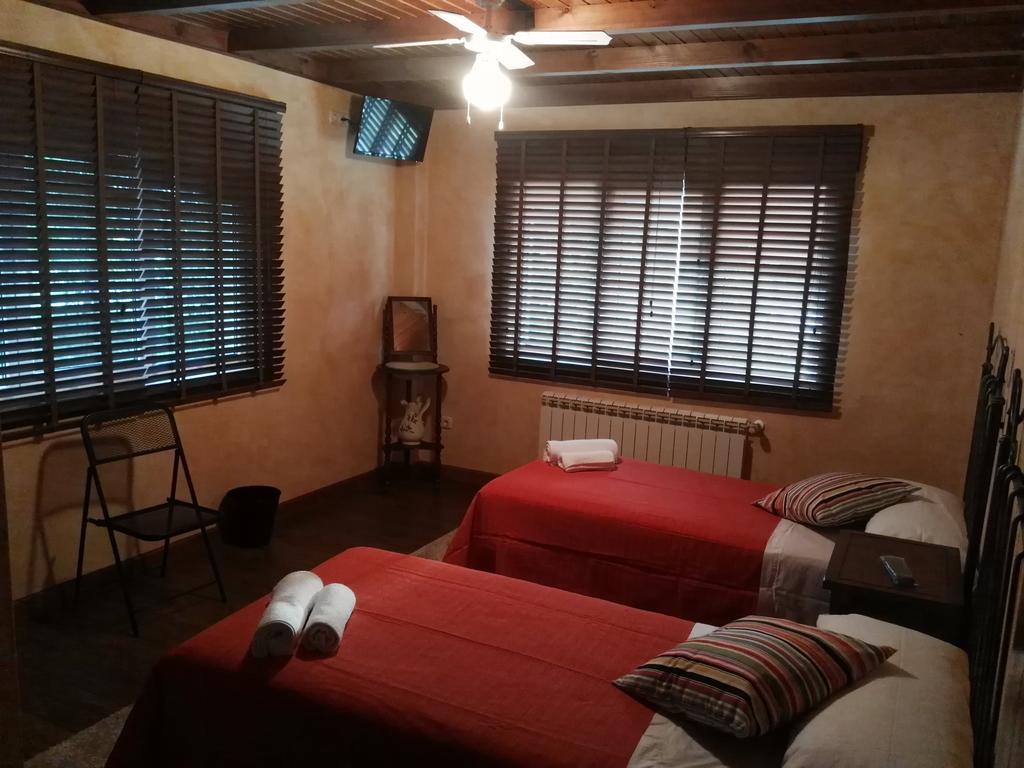 Pension Vilanova Sigueiro Bagian luar foto