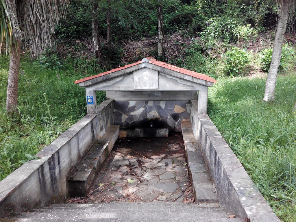 Pension Vilanova Sigueiro Bagian luar foto