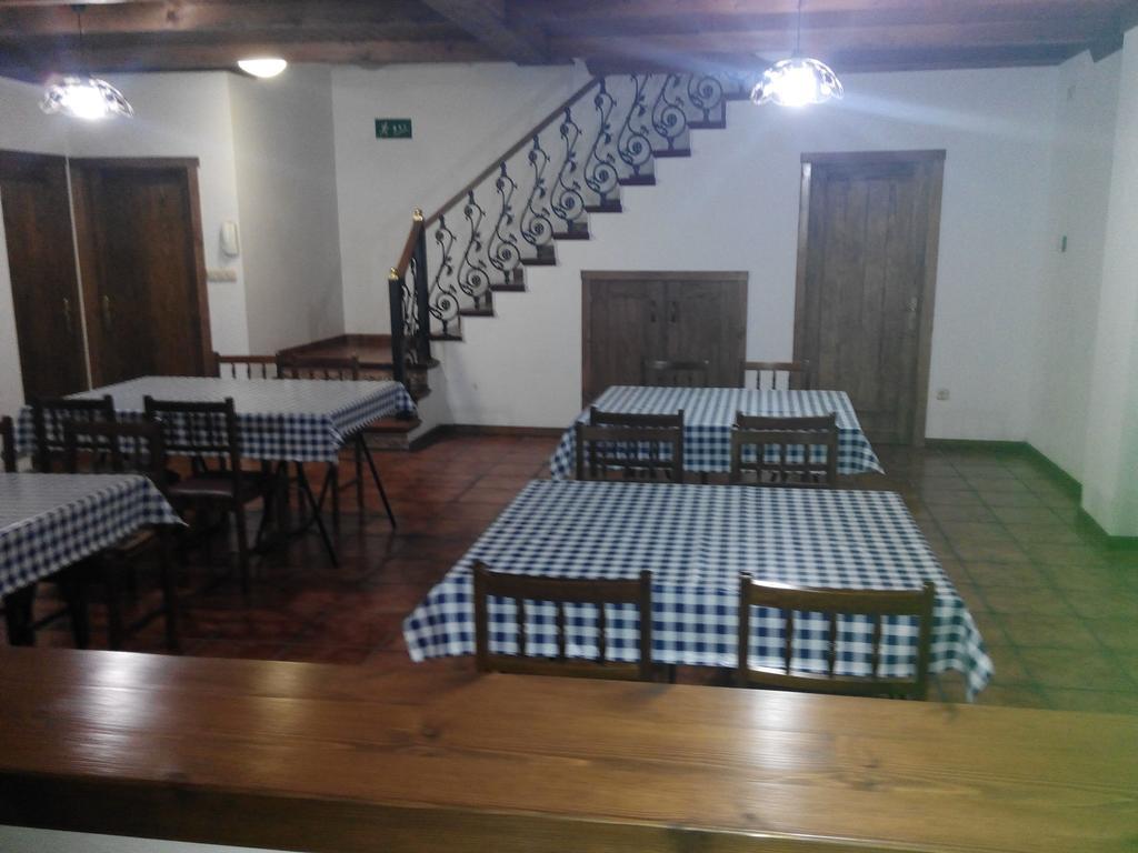 Pension Vilanova Sigueiro Bagian luar foto